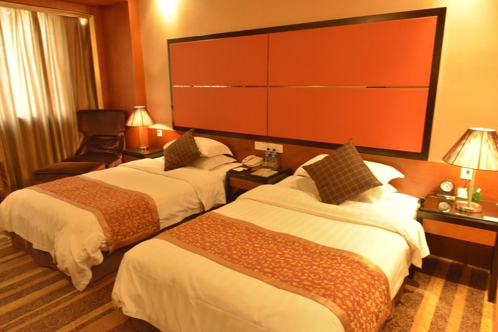 Sprot-Life Garden Hotel Wuhan Exterior photo