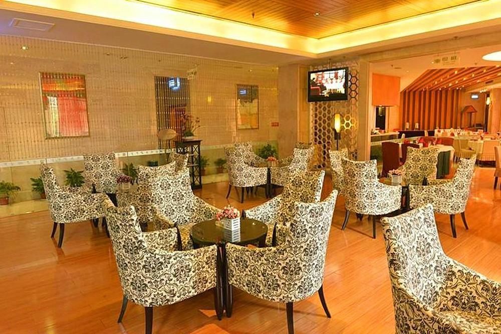 Sprot-Life Garden Hotel Wuhan Exterior photo